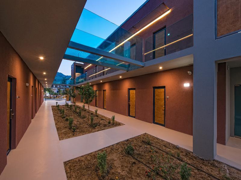 Cooee Corissia Harmony Hotel Джорджополис Екстериор снимка