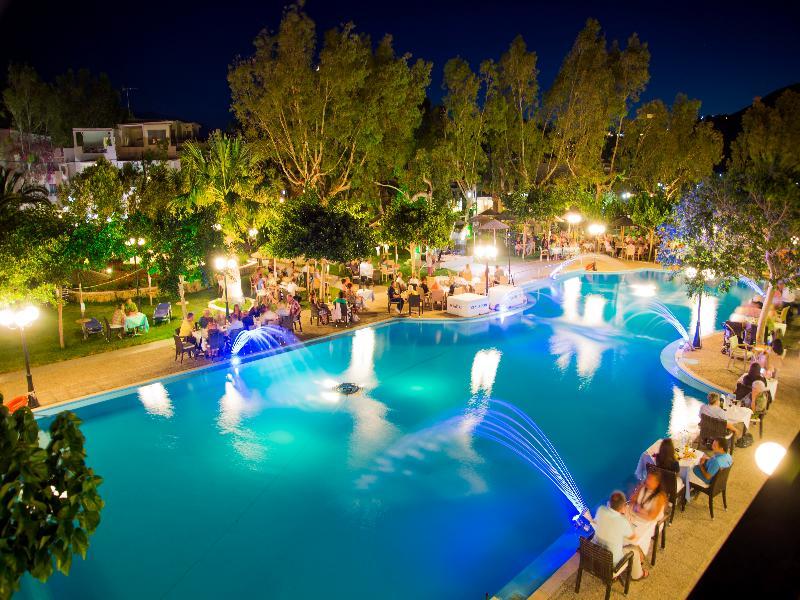 Cooee Corissia Harmony Hotel Джорджополис Екстериор снимка